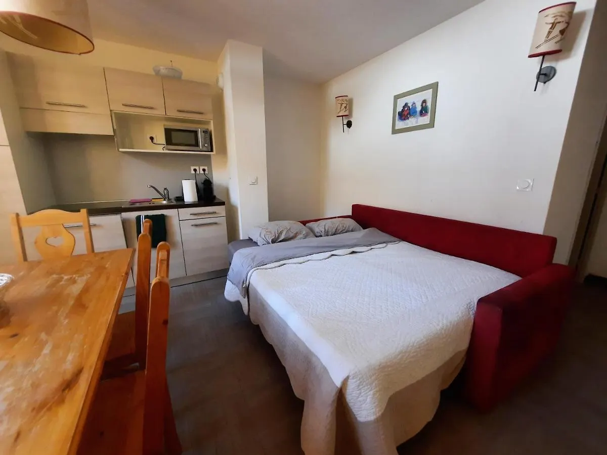 T2/3 6Pers & Pied Des Pistes & Piscine Chauffee Apartment Vars  Vars (Hautes-Alpes)