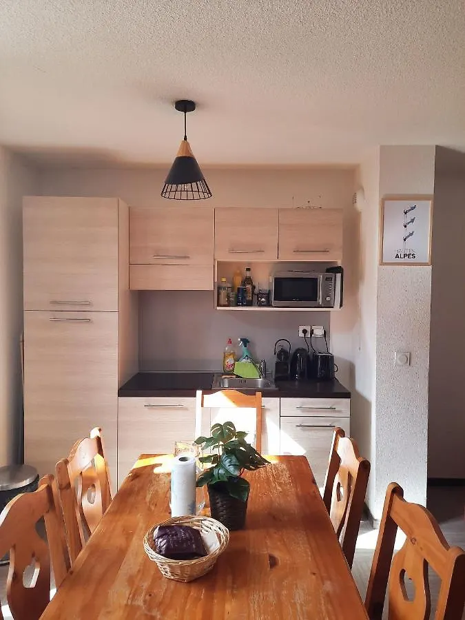 T2/3 6Pers & Pied Des Pistes & Piscine Chauffee Apartment Vars  France